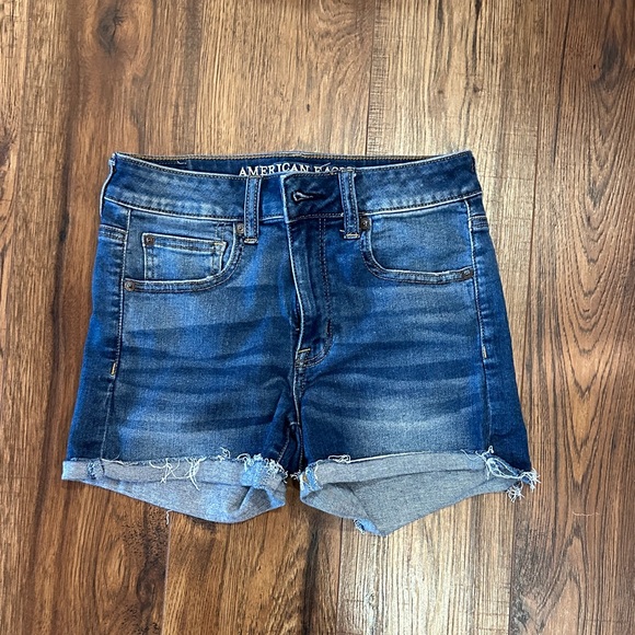 American Eagle Outfitters Women's Dark Blue Jean Shorts - Picture 1 of 4